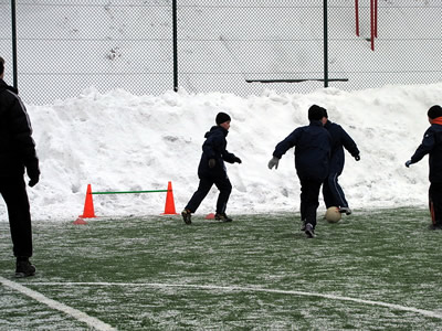 treningi piłkarskie  w Barlinku na dworze - gierky