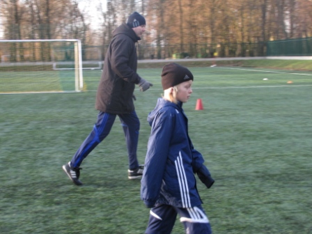 treningi piłkarskie  w Barlinku na dworze - gierky